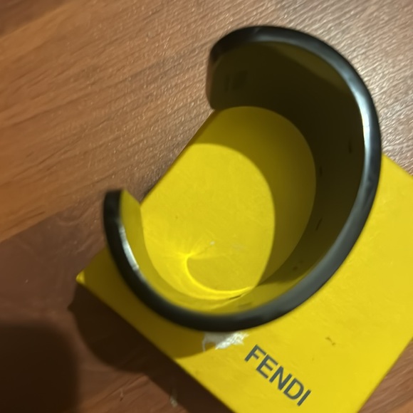 FENDI CUFF - Picture 3 of 3